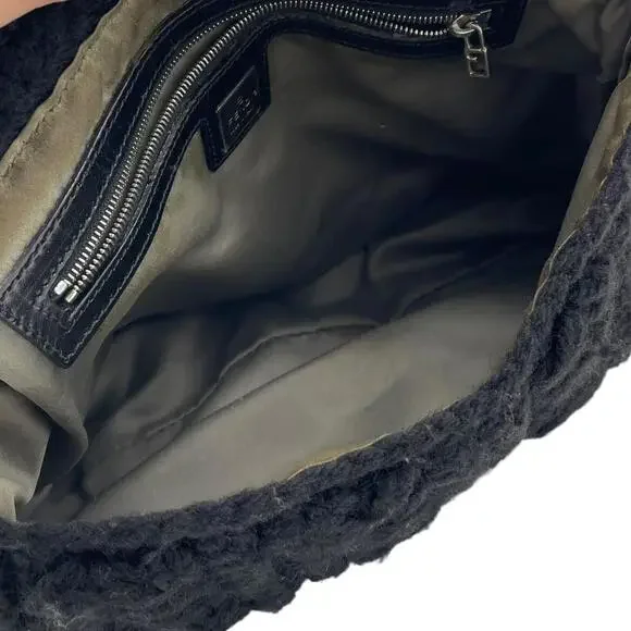 Fendi Black Crochet Wool Knit Mama Baguette Shoulder Bag - Picture 6 of 8